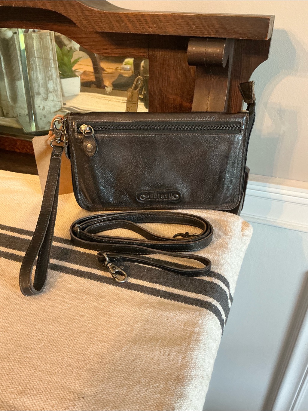 Nwt Bed Stu Templeton Black Indie Red Rustic Crossbody Bag Wristlet Wallet 189 — image 4 of 8